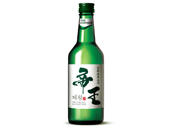 금복주, 정통 증류소주 `제왕21` 출시 - 매일경제 bottle from Kwangjuyo Distillery